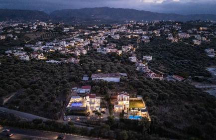 Myrto Villa heated pool - Foto 8