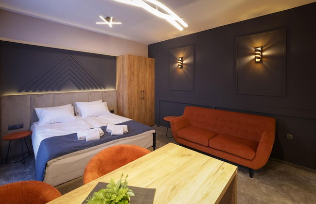 Nest Suites - Photo 7