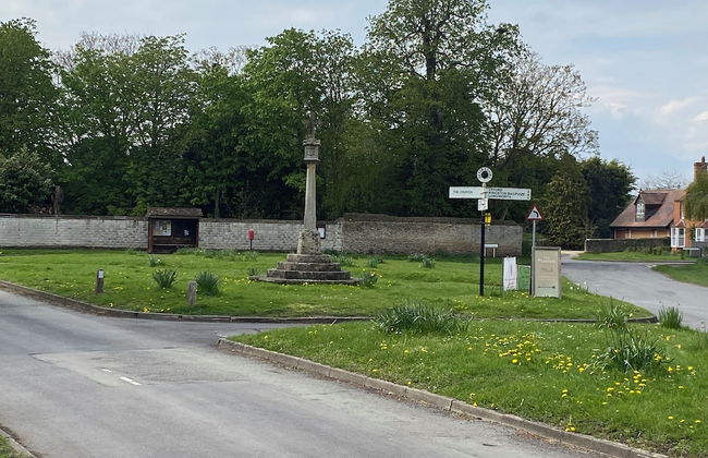 Oxfordshire Village Cottage With Private Garden - Foto 18