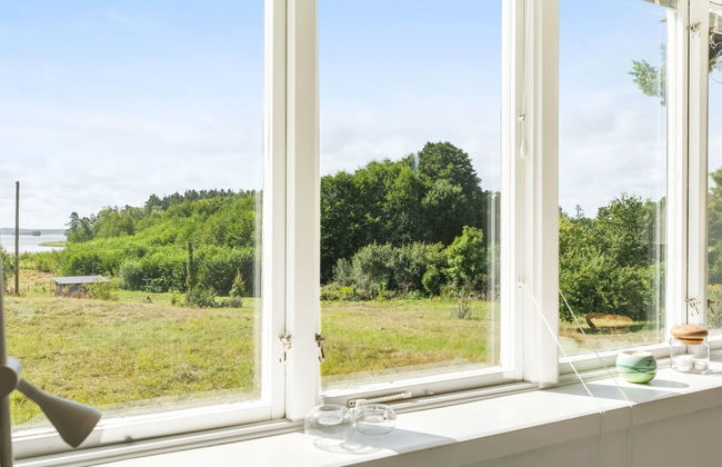 3 bedroom House in Adelsö with garden - Photo 8