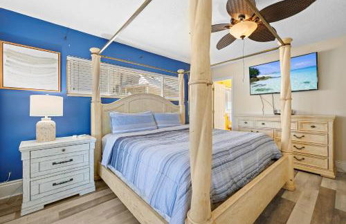 4bd 2ba Waterfront House with Pool, Hot Tub & Boat! - Foto 7