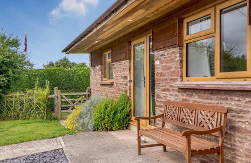 The Stable Rose Cottage - Photo 3