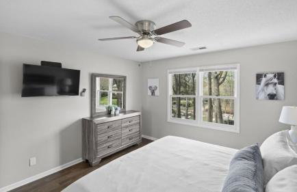 Porch Paradise by Avantstay New Pool, Firepit - Foto 58