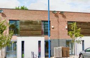 Spacious 5 bed townhouse Manchester, Salford Qauys - Two Bedroom with Parking - Foto 44