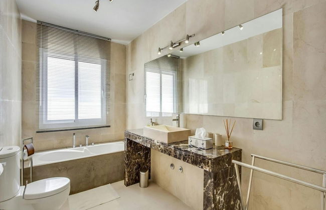 Tranquil San Jose Villa with 6 Bedrooms 1045 - Photo 27