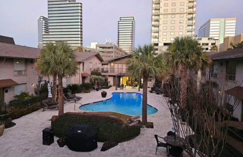 Stylish Galleria Condo 2BR 2BA Saltwater Pool Marquee Uptown - Foto 3