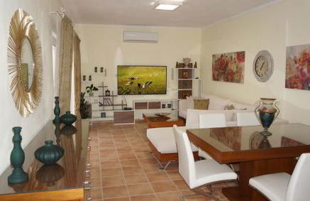 EfisHouse - Photo 45