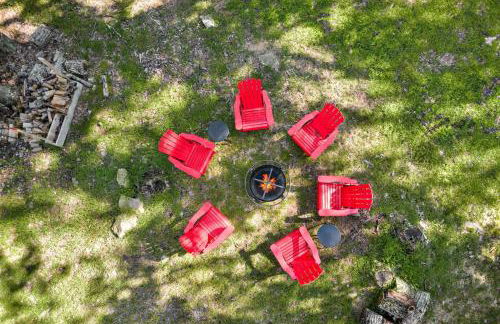 Modern Cabin w Hot Tub & Indoor Pool Gym Access! - Foto 17