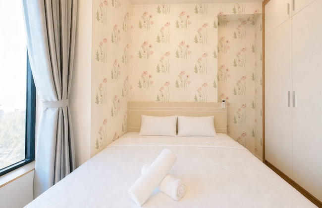 HQH Sea View Apartment - Photo 15