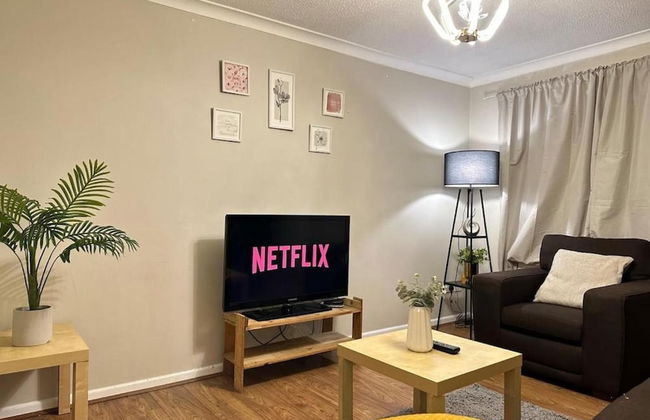 Entire Beautiful 2 Bedroom House With Free Parking Manchester - Foto 8