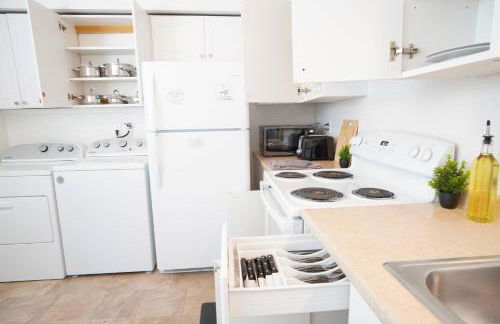 Cozy 2B1B 1 King 1 Queen• Remodeled• Wifi• Parking - Foto 17