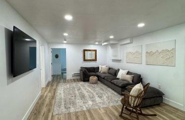 Large Off-Grid Luxury Cabin- creek land & views - Foto 25