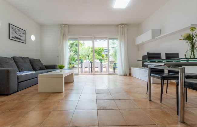 3 bedroom House in Salou with swimming pool and garden - Photo 6