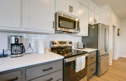 Less Than 1 Mi to Texas AandM Group Getaway with Balcony! - Photo 6