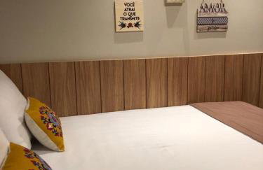 Guarajuba Summer Flat Melhor localização de Guarajuba e melhores Flats Beira Mar de Guarajuba Dispomos de 4 flats decorados no mesmo condomínio Aqui você não precisa de carro para nada Faça tudo à pé - Foto 35