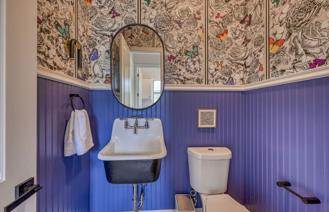 Luxury Lakefront Home-private Dock - Dipping Pool! - Foto 28