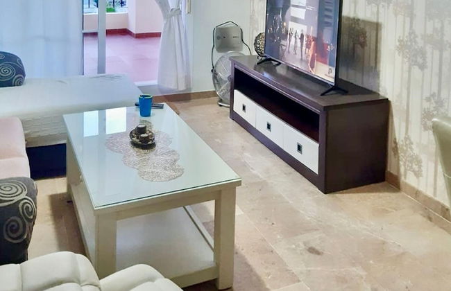 Apartment in Roquetas Near Playa Serena Beach - Photo 8