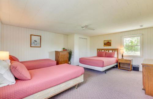 Howe Retreat with Fire Pit and Private Boat Dock! - Foto 17