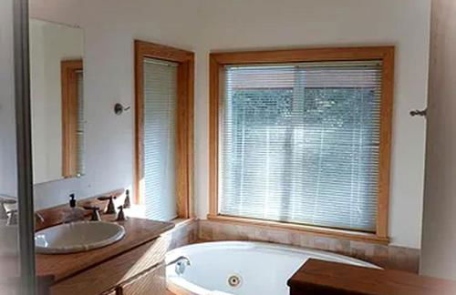 Quiet Tree House-Style Cabin in the Chugach National Forest, Alaska - Foto 8