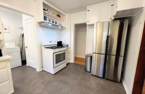 Glamorous Getaway: Exclusive 1BR LA Hotspots - Foto 17