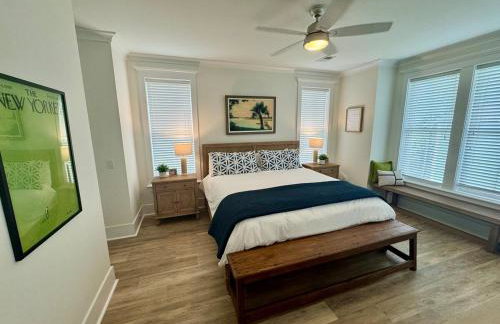 Wharf Street Coastal Escape - 3BR Old Town Luxury - Photo 16