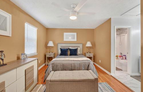 Serenity Landing - 5 Minutes To Airport - Sleeps 6 - Foto 15