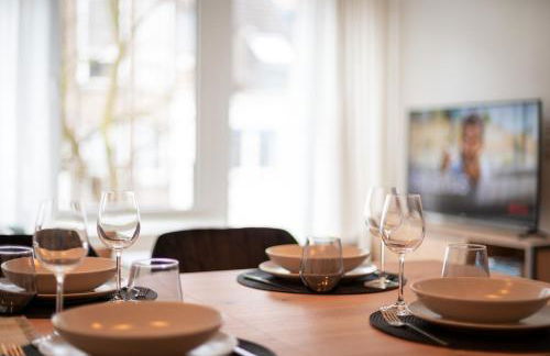 SHINY HOMES - City Center with Parking Place - Foto 29