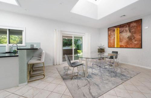 Villa Luz- Cozy Family Home with Jacuzzi year-round & heated pool in summer - Foto 33