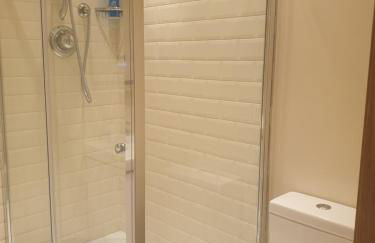 London Luxury Apartments 4 min walk from Ilford Station, with FREE PARKING FREE WIFI - Foto 13