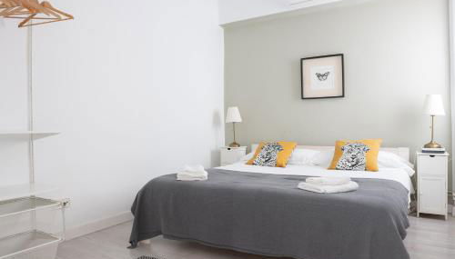 Seneca7 near paseo de gracia - Photo 3