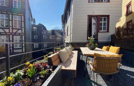 Monschau-Auszeit: Historisch wohnen direkt am Bach - Foto 39