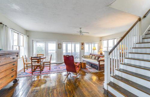 Marshfield Home with 4 Decks and Private Beach Access! - Foto 5