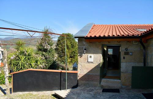 Caminho Gerês - Heritage Eco-Cottage - jacuzzi - Foto 45