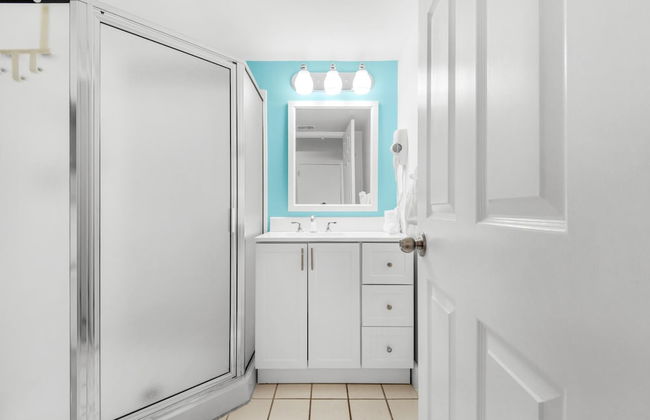 Pelican Beach Resort 505 - Photo 15