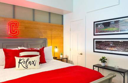 Downtown Cleveland: Steps To Sports & Events 2 Bedroom Condo by RedAwning - Foto 48