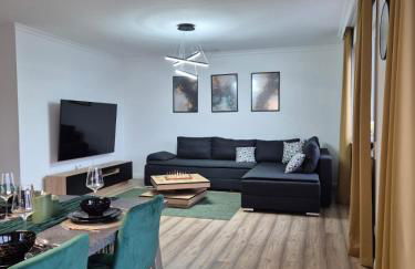 Luxsuite Still und Komfort 1 Balkon Grill TV-75 Zoll - Foto 2