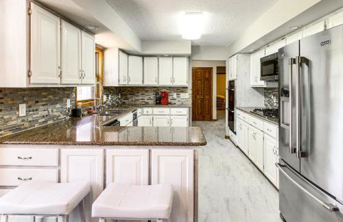 Hot Tub and 2 Recreation Rooms Spacious Onamia Home - Foto 10