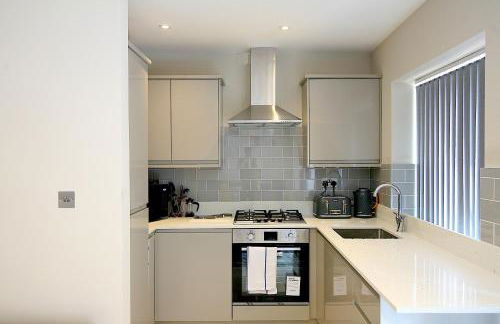 NEW - Stylish 2 bed, Farnham Common - Foto 10