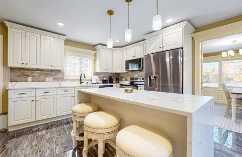 Steps to Holyoke Medical Center! Remote-Work Hub - Foto 9