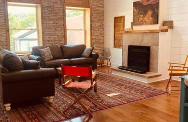 Triple Brick on Main - Photo 6