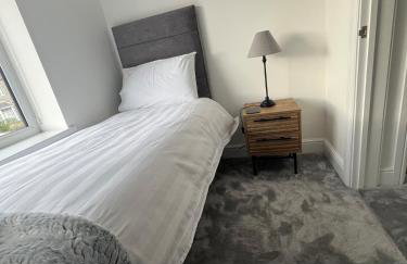 Luxury Modern 3 Bedroom House - Foto 16