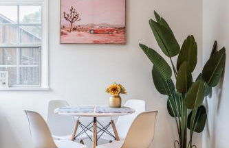 Angel&Rose Universal Hollywood Heated Pool House King Bed - Foto 49