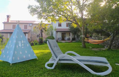 Apartment PARENZANA, little row HOUSE with big green yard in central Istria - Foto 8