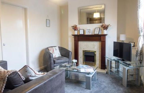 Adrian House, near Hospital, easy parking + garden - Foto 4