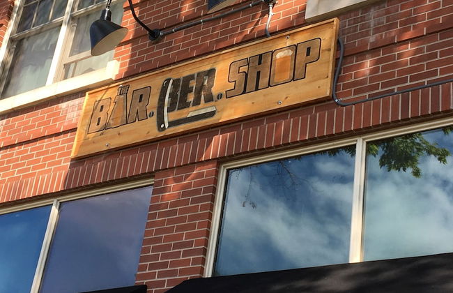 Cozy Retreat | Walk to Unc | Free Cruiser Bikes - Foto 30