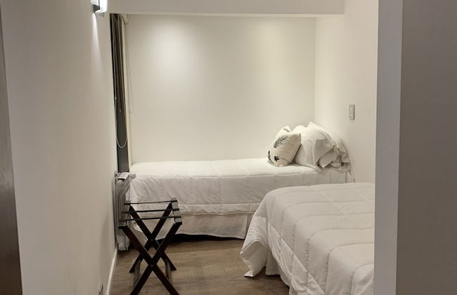 Urbana Apartments 413 - Photo 5