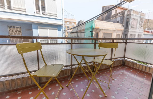 Amazinn Places - Cabañal Boutique - Photo 12