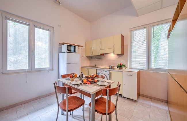 Frontline B - 5A - M2 - Near To The Sea - Photo 10