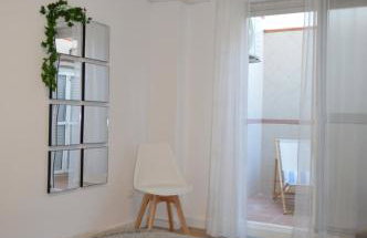 Floridos Playa Piso reformado de 2 habitaciones a 50m de la playa - Foto 9