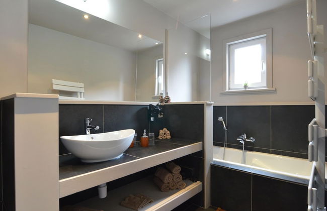 Luxurious Villa in Nadrin Belgium with Sauna & Hot Tub - Photo 15